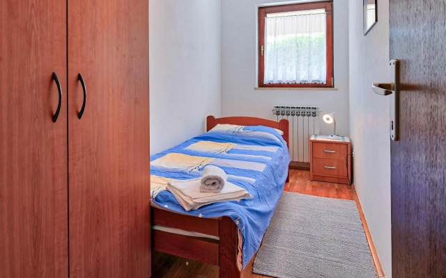Iby Apartment