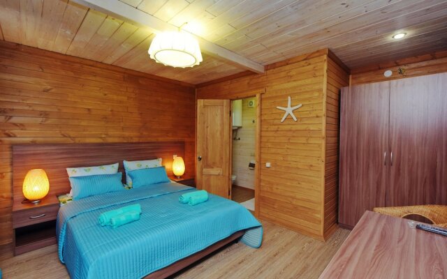 Polyana Cottages