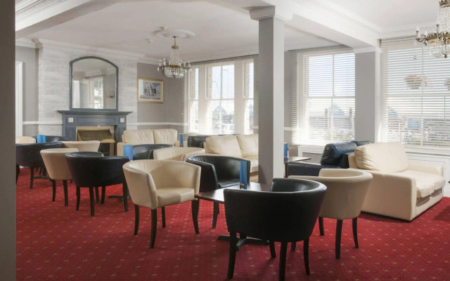 The Carlton Hotel