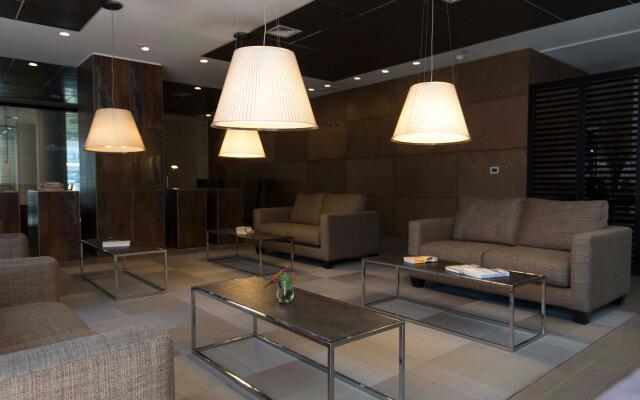 Holiday Inn Santiago - Airport Terminal by IHG