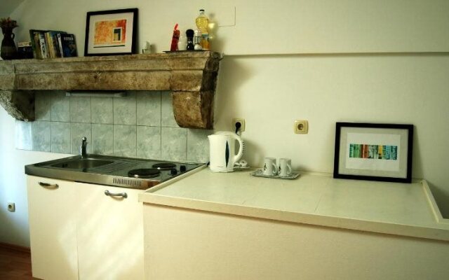 Marco Polo Apartment