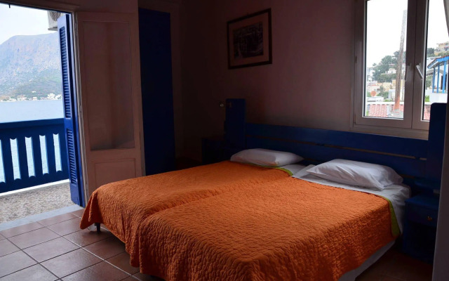 Themis Hotel