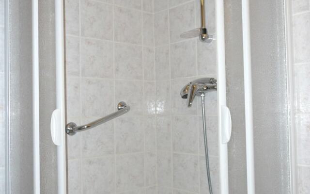 Apartment With one Bedroom in Saint-crepin, With Wonderful Mountain Vi