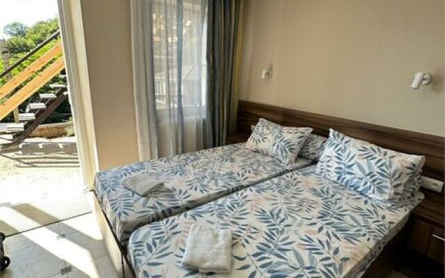 Guest House Panorama