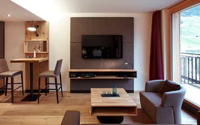 Anthony's Life & Style Hotel