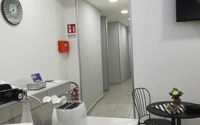 Neapolis center
