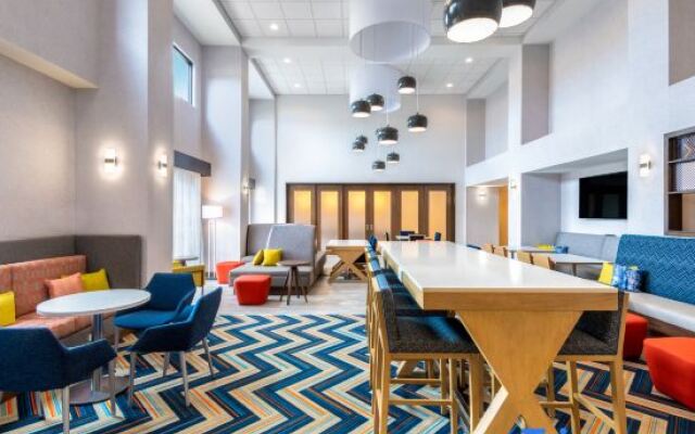 Hampton Inn and Suites by Hilton Canal Winchester Columbus