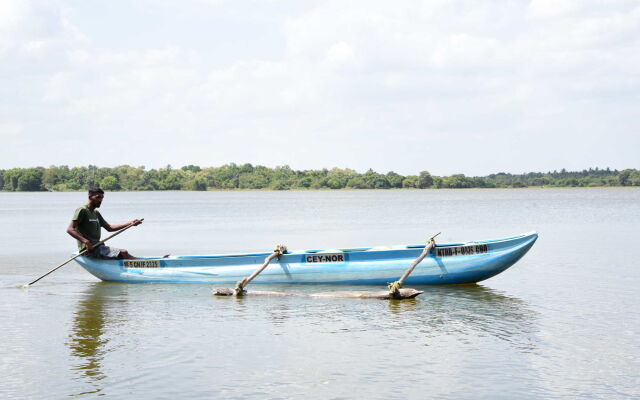 Indika Lake Resort