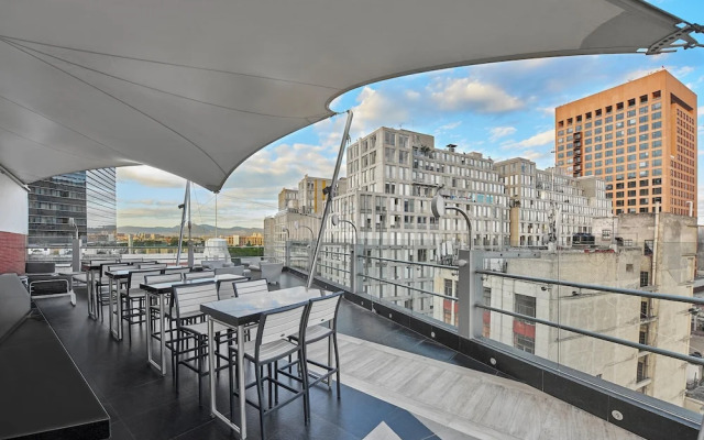 Howard Johnson Hotel Alameda