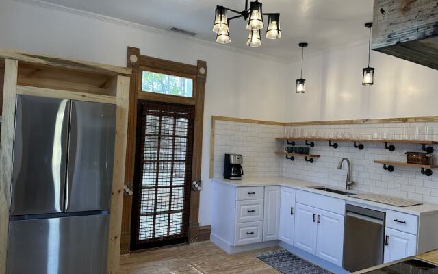 The Cottage @ 241 North