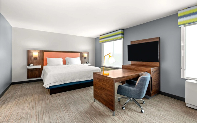 Hampton Inn & Suites Fairbanks