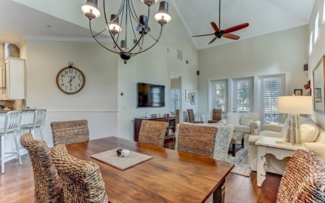 2106 Summerwoods
