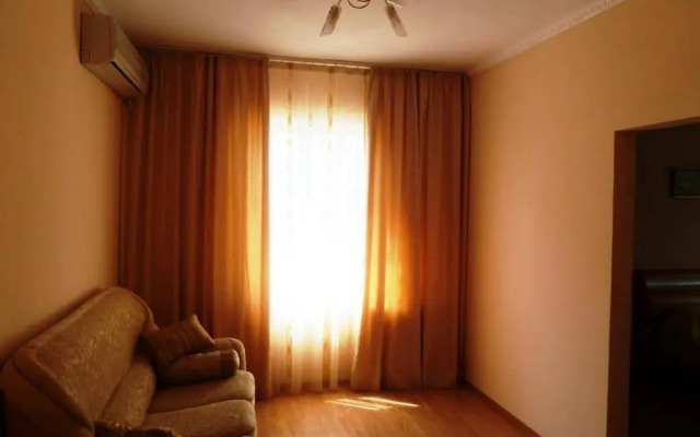 Yana Hotel