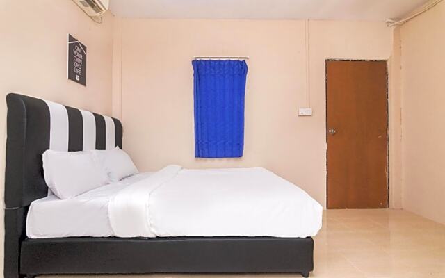 OYO Life 2579 Kost Anggun 2