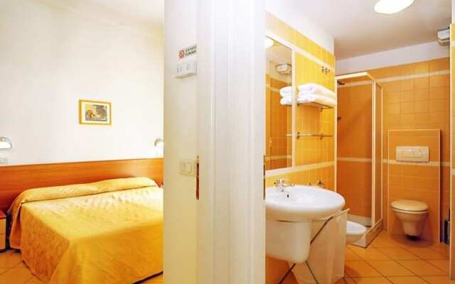 Luxurious Residential Holiday Home in Pedestrial Zone, Italy