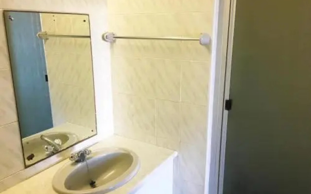 Dumela Margate Flat No 18