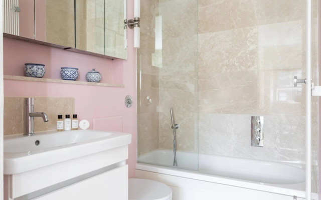 Chepstow Road Ix By Onefinestay