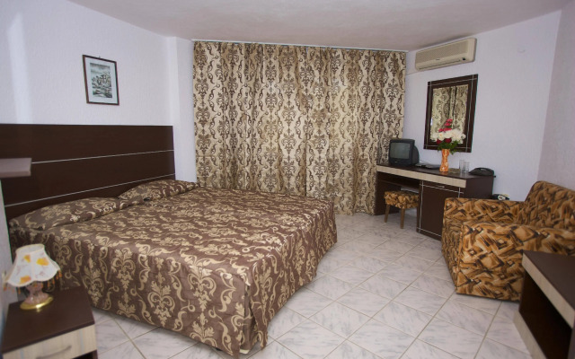 Hotel Zora