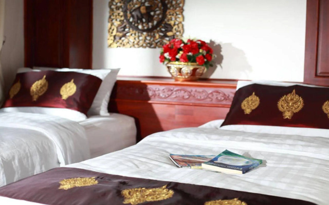 Manorom Boutique Hotel