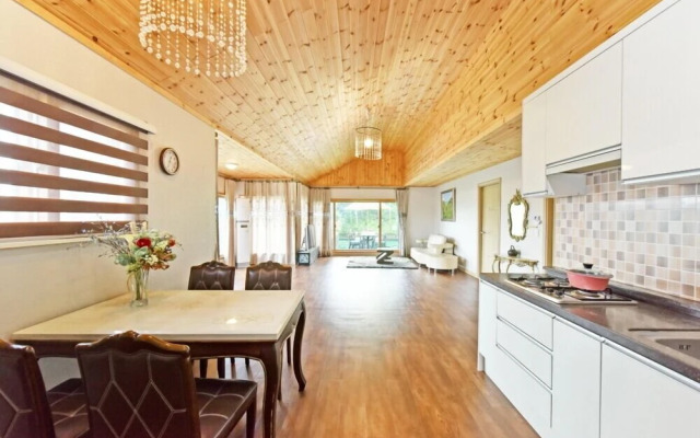 Homyeongsan Mountain sky Lounge