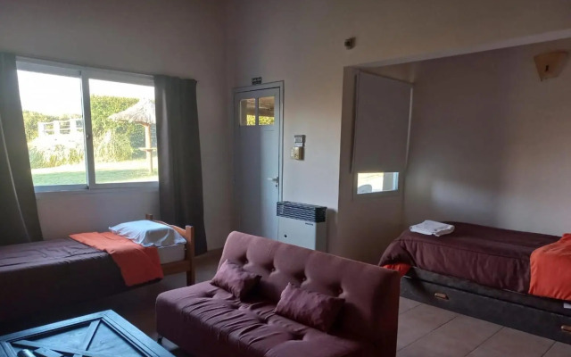 Acceso Viejo Casas de Campo