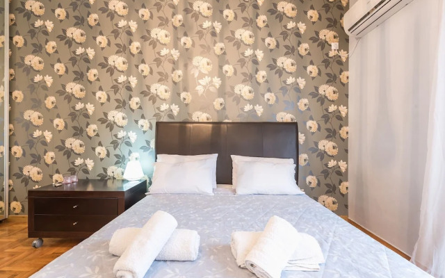 Keramikos Flower Power Residence