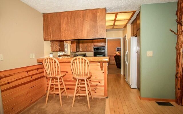 Mountain Air 1547 by RedAwning