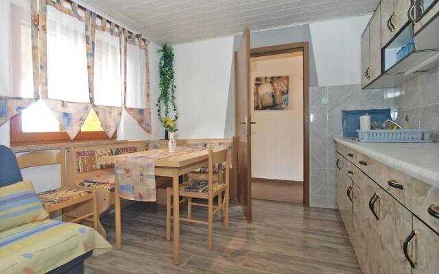 Apartment Lovre 1605
