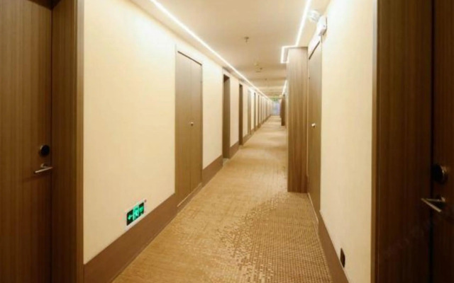 HanTing Hotel (Zhengzhou Nanhuan Fogang)