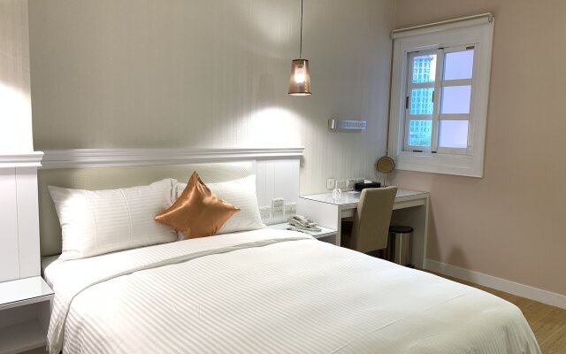 Joy Hotel
