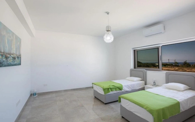 Villa Sienna AQ Ga98