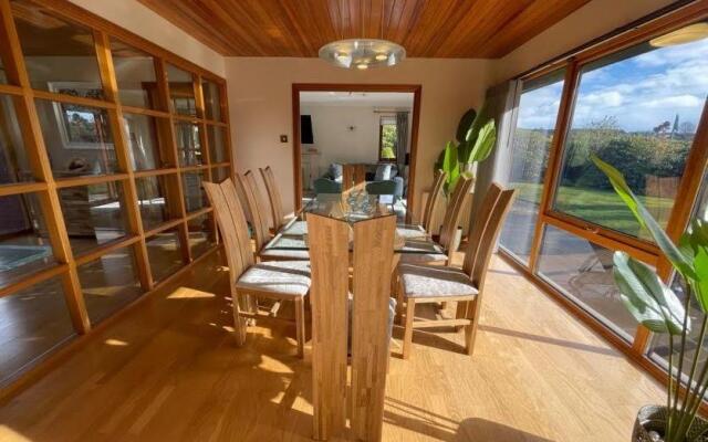 Relax at the Blue Spa House in the Highlands