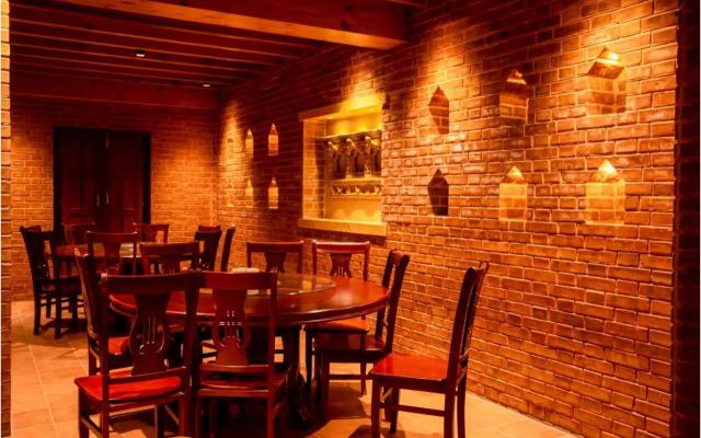 Nag Pukhu Guest House