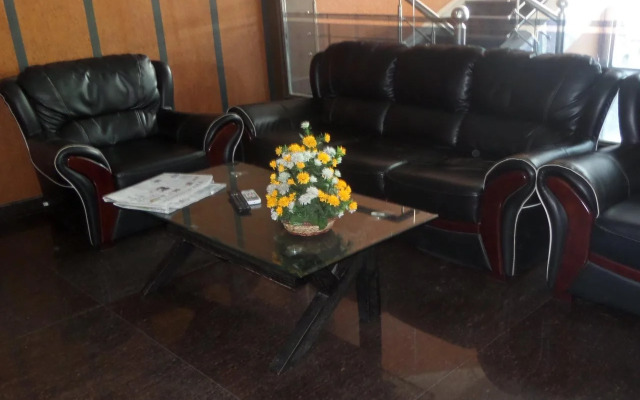 Hotel Revis Heights