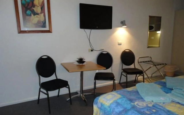 Cobb Inlander Motel