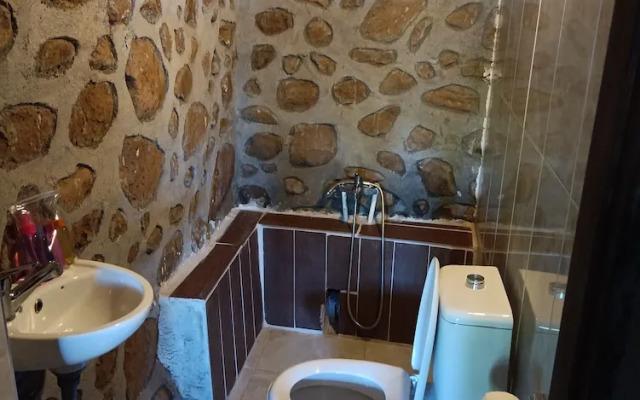 Thousand Ally Boutique