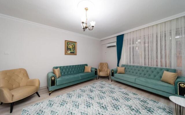 Pleasant Flat With Balcony in Kaleici