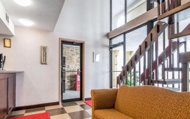 Econo Lodge Franklin South