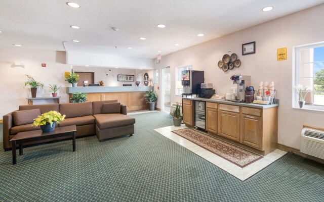 Knights Inn Urbana Champaign