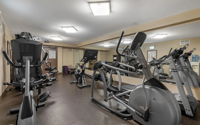 Best Western Plus Baker Street Inn