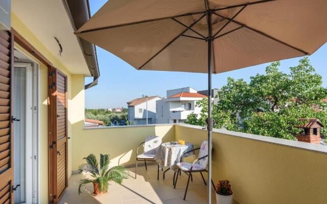 Apartment Perusko - 2 Bedroom Kitchen