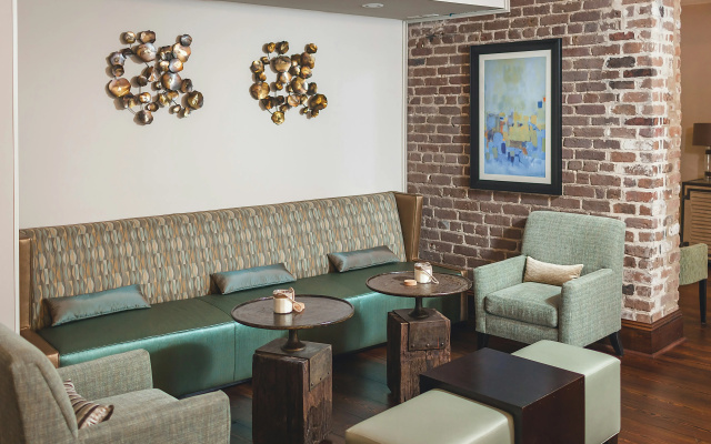 The Cotton Sail Hotel, Tapestry Collection By Hilton