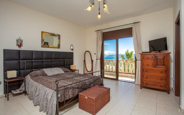 Prengos Sea View Villa