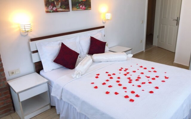 Lavinya Otel