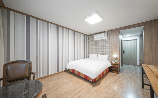 Olympic Hotel
