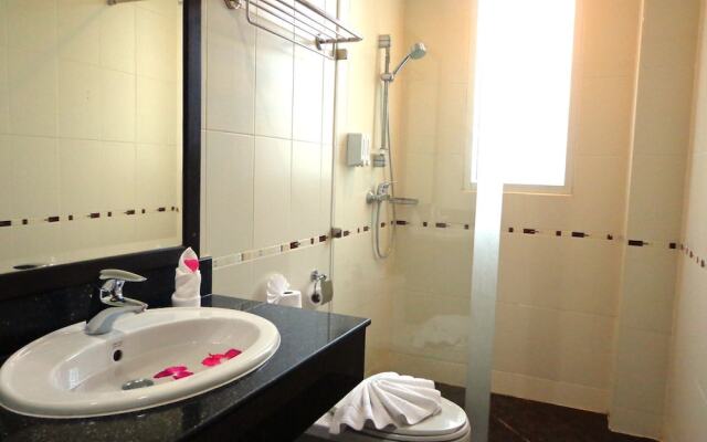 Sukcheewa Residence Phuket