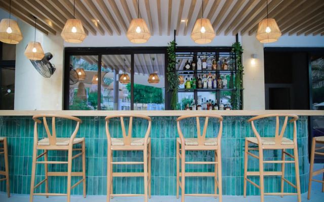 Kapetanios Odysseia Hotel