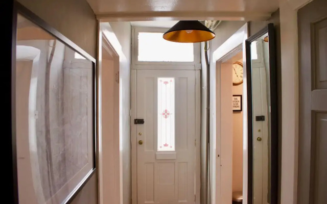 Homely Wee Leith Walk Retreat With Outdoor Space