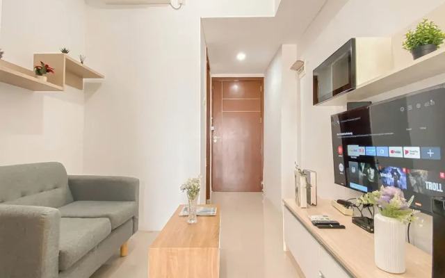 Convenient 1Br Apartment At Vittoria Residence