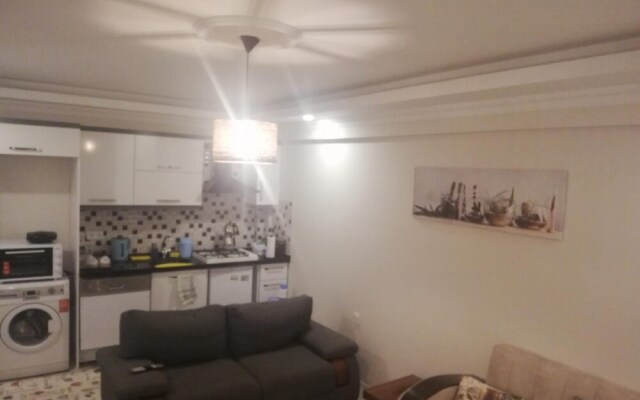 Cozy Flat With Shared Pool and Balcony in Dalaman